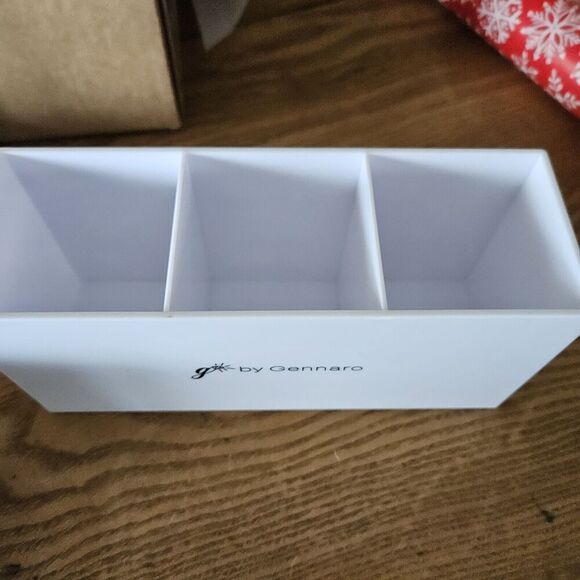 G by Gennaro BRUSH CRUSH Makeup Brush Holder – Face, Eyes, Lips – NWT - Picture 1 of 4